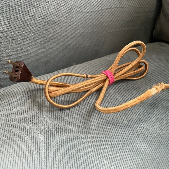 Rose Milk Glass Hand painted Lamp 8” Brass - Picture 6 of 8